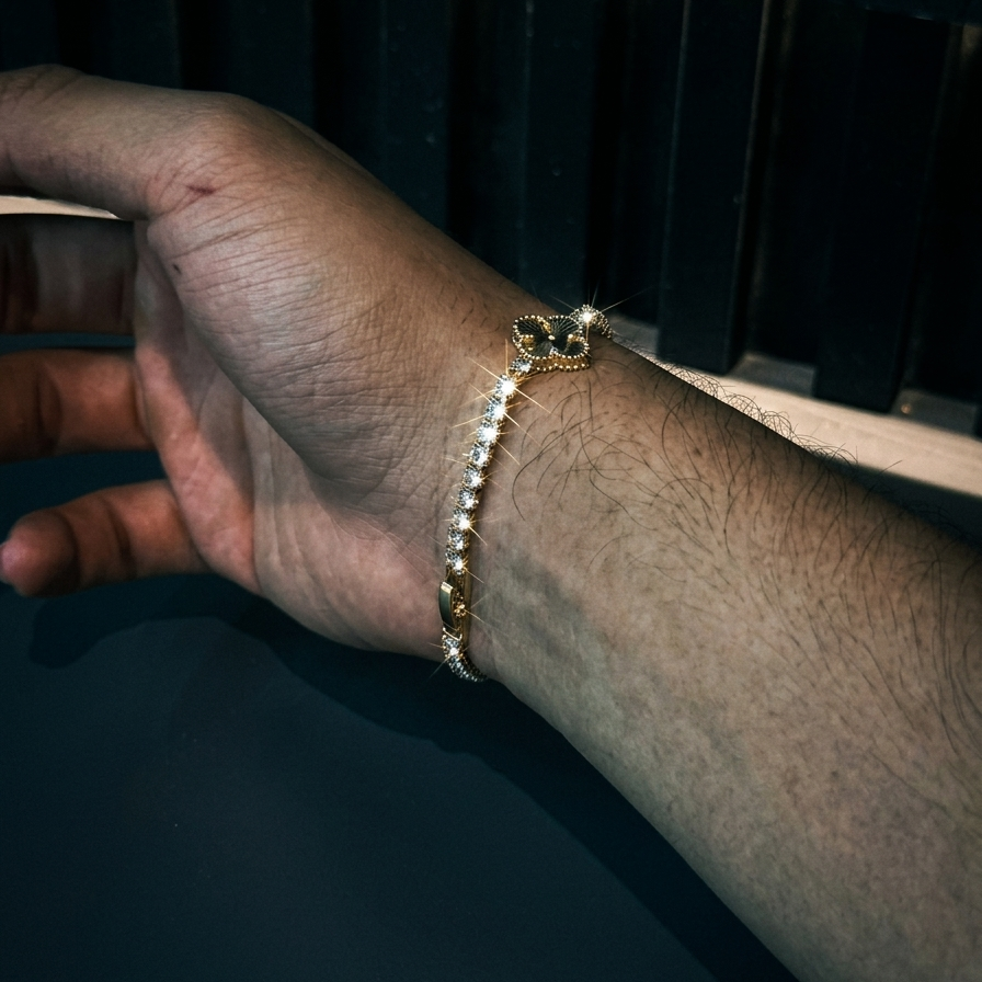 Pulsera V.C golden daimons