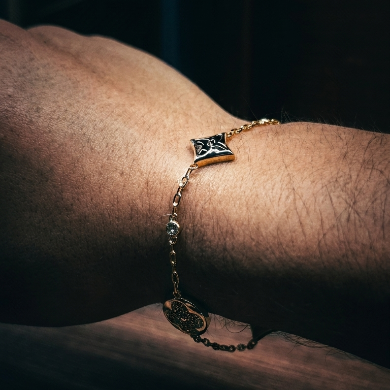 Pulsera LV Negra